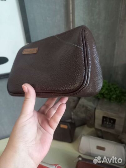 Косметичка кожаная новая