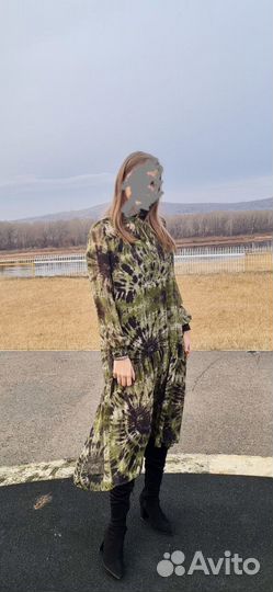 Платье Stradivarius