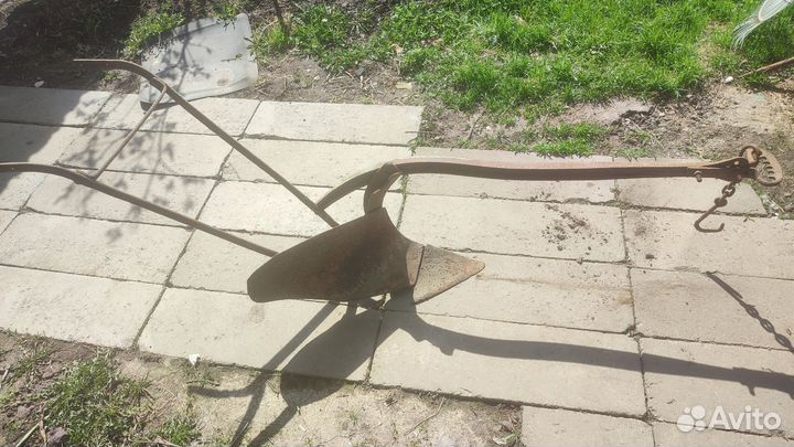 Конный плуг