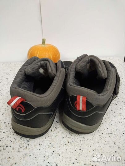 Осенние полуботинки детские 32 размер