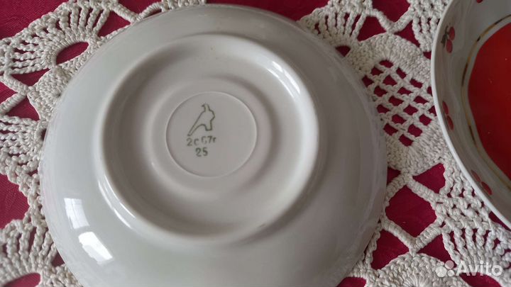 Чайные блюдца Дулево