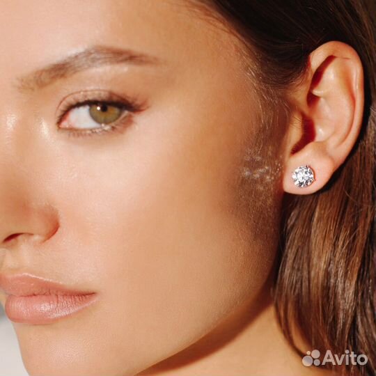 Серьги пусеты с выращенными бриллиантами 1.10 кара