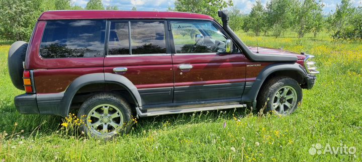 Mitsubishi Montero 3.0 AT, 1993, 215 000 км