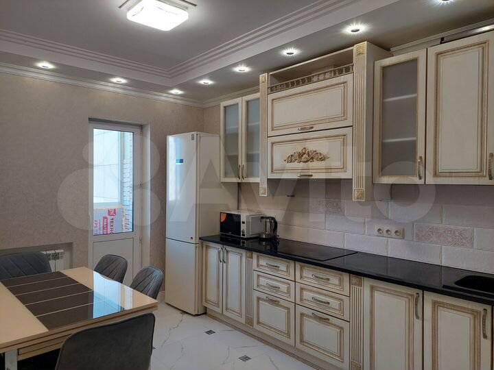 2-к. квартира, 58 м², 21/25 эт.