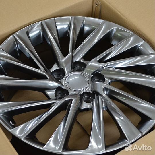 Диск литой Replica 5716 R17 5*114.3