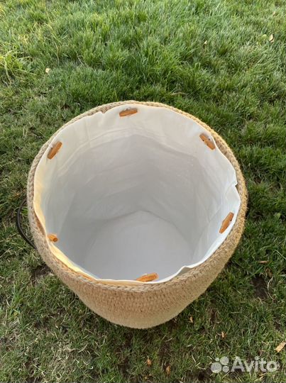 Большая корзина для белья из джута с крышкой