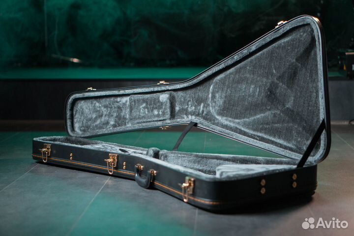 Кейс для электрогитары Epiphone Flying V