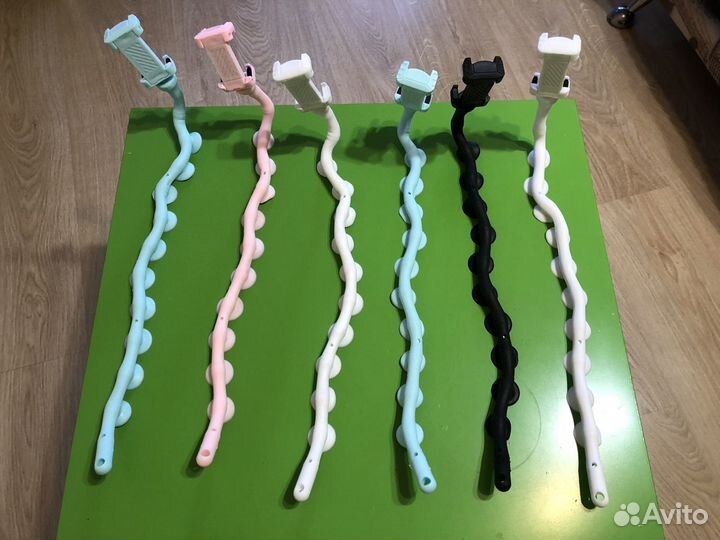 Гибкий держатель для телефона на присосках