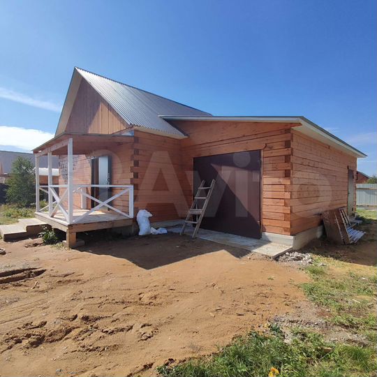 Дом 100 м² на участке 8 сот.