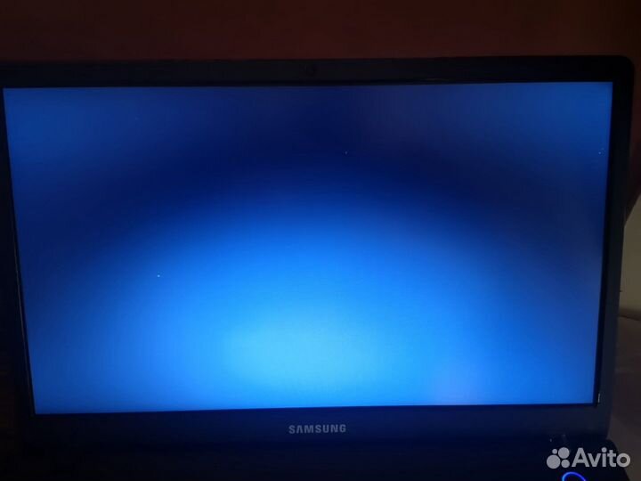 Ноутбук Samsung NP300E5A с SSD