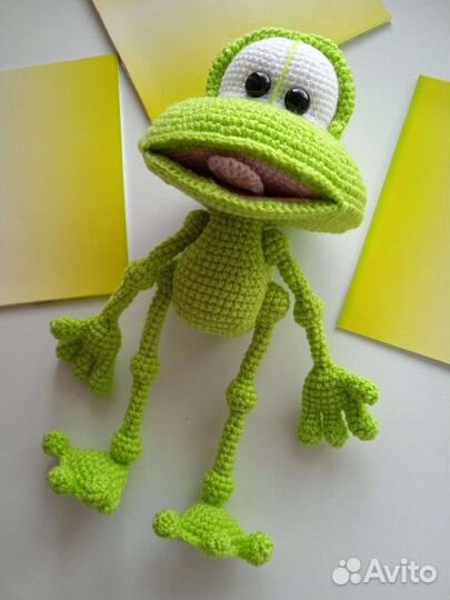 Игрушка лягушка