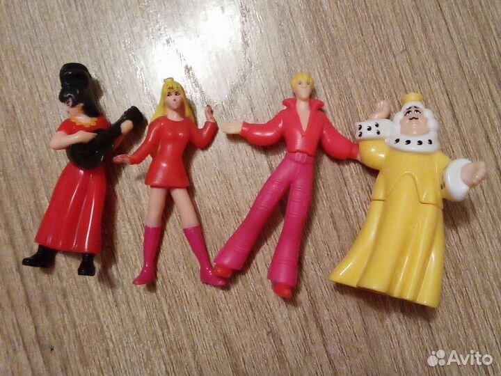 Игрушки из Киндер сюрприза 