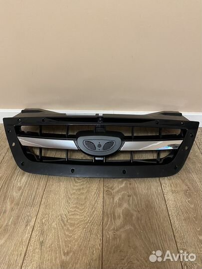 Решетка радиатора Daewoo Nexia N150