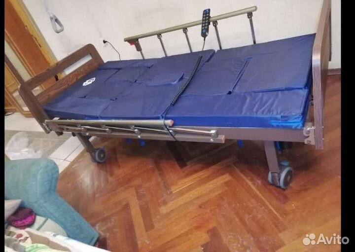 Медицинская кровать для лежачих больных