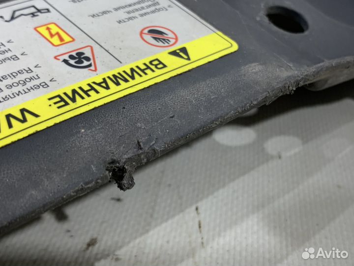 Кожух замка капота Audi A7 4G