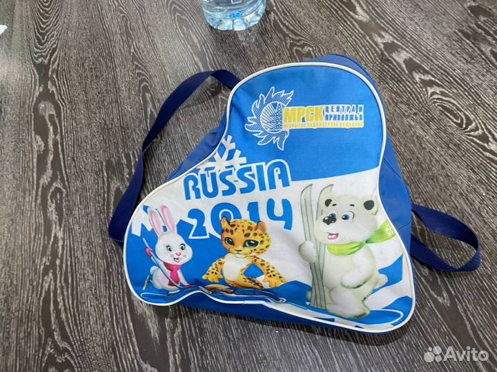 Коньки хоккейные