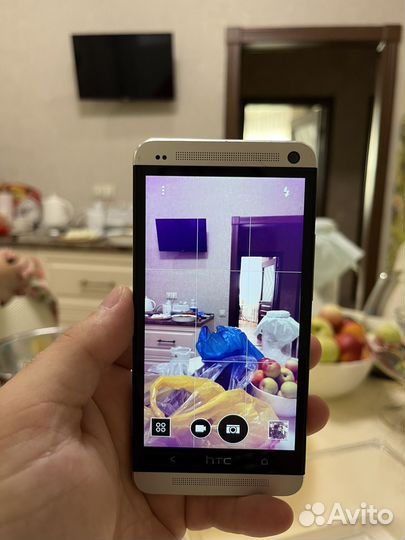 Телефон HTC one