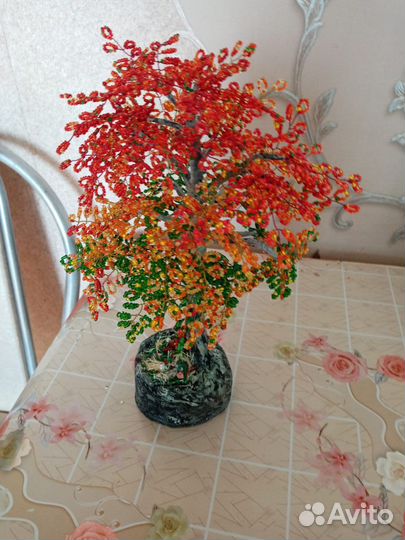 Деревья из бисера