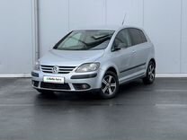 Volkswagen Golf Plus 1.6 AT, 2006, 165 000 км, с пробегом, цена 695 000 руб.