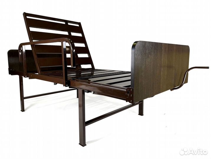 Медицинская кровать для лежачих больных