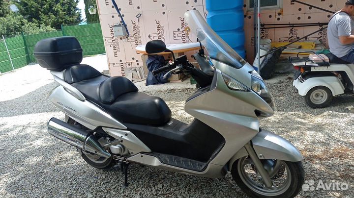 Honda silver Wing 600