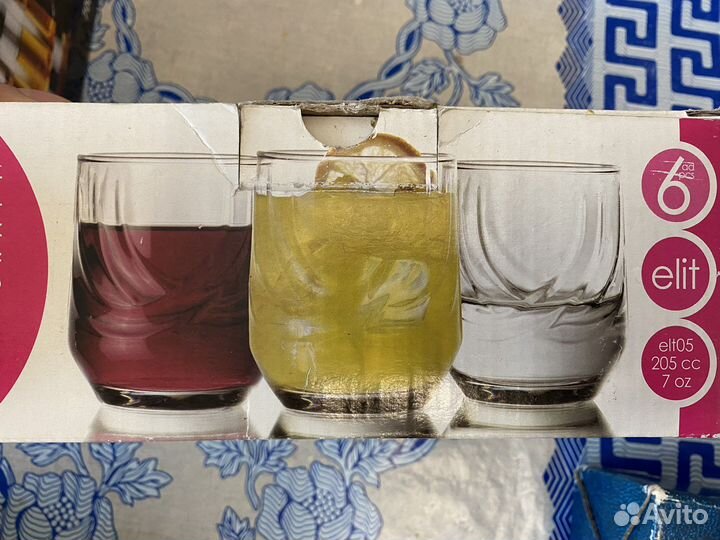 Стеклянные стаканы