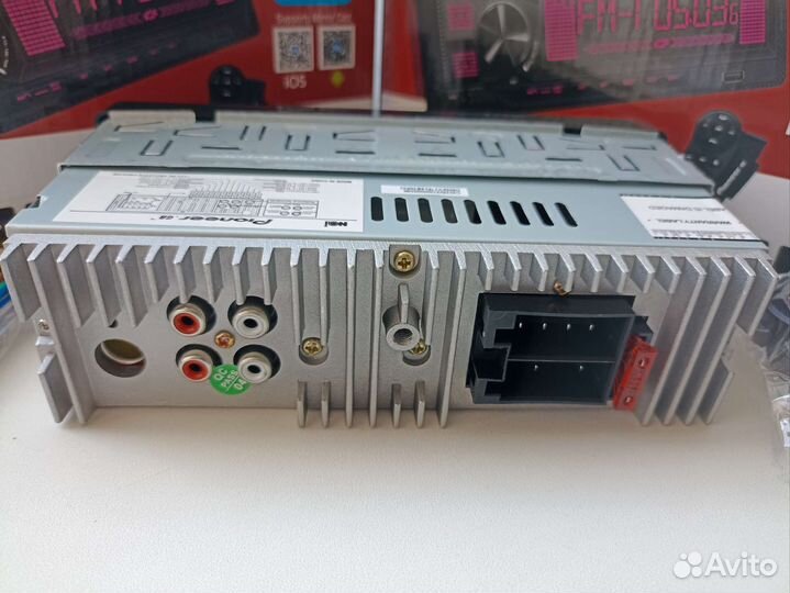 Авто магнитола Pioneer 7 цветов подсветки