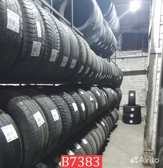 Goodyear Vector 4Seasons 235/55 R17 103N