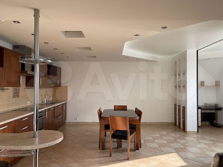 4-к. квартира, 148,7 м², 5/5 эт.