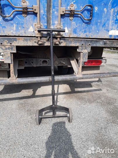 Тележка для перевозки пивных кег