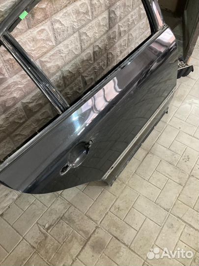 Дверь задняя правая skoda superb 2008