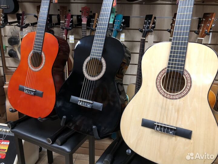 Классическая гитара (цвета на выбор)