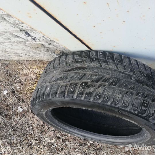 Kumho I'Zen KW22 225/50 R17