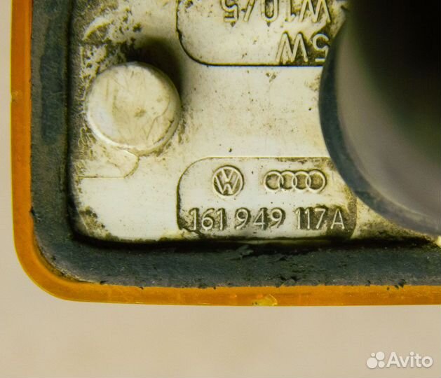 Повторитель поворота в крыло VW Golf 2