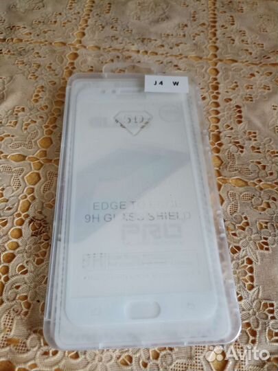Защитное стекло Samsung Galaxy J4