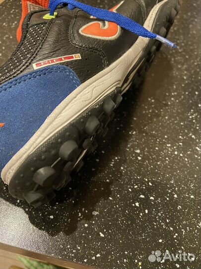 Футбольные Сороконожки (шиповки )