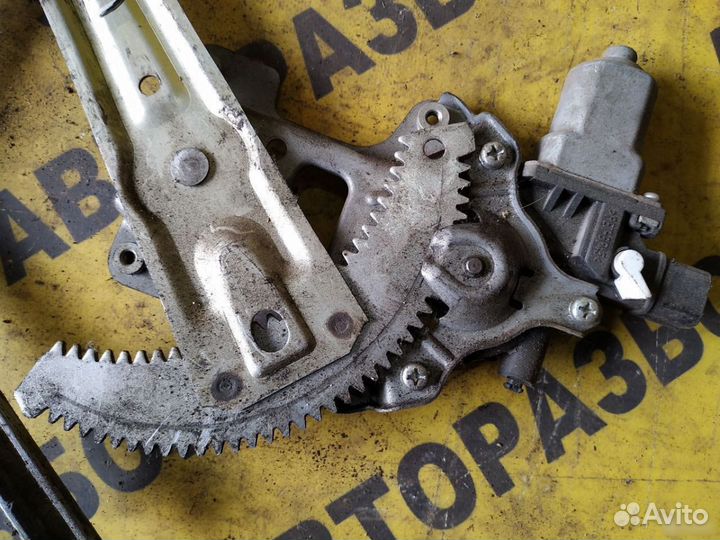 Peugeot 4007 Стеклоподъемник электр. передний R