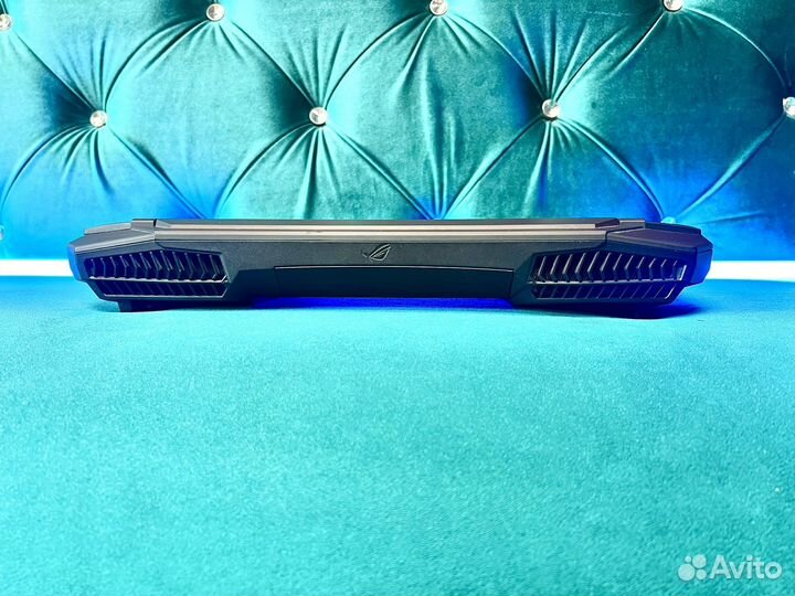 Игровой Asus ROG 17,3 i7 GTX FHD IPS SSD 16GB