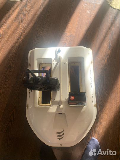 Продаю караблик для прикормки рыбы. Цена:20000