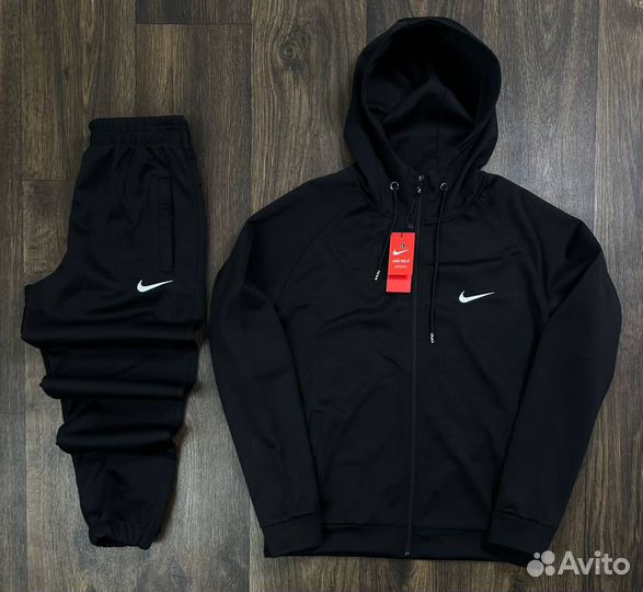 Спортивный костюм Nike мужской