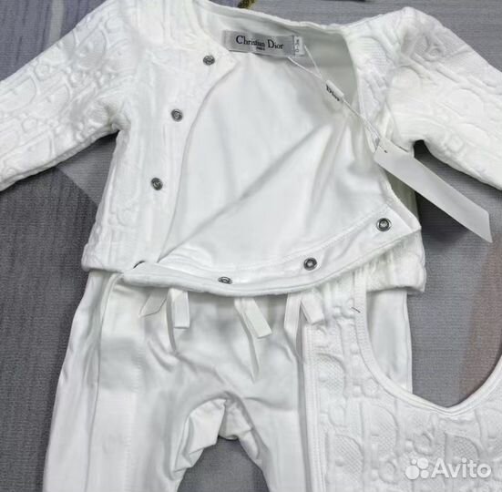 Комплект на выписку для мальчика лето