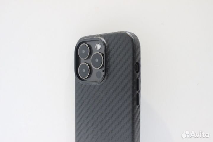 Чехол на iPhone 14 Pro Carbon/MagSafe