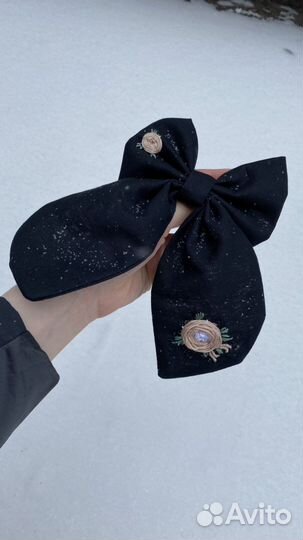 Бантики ручной работы. Ручная вышивка