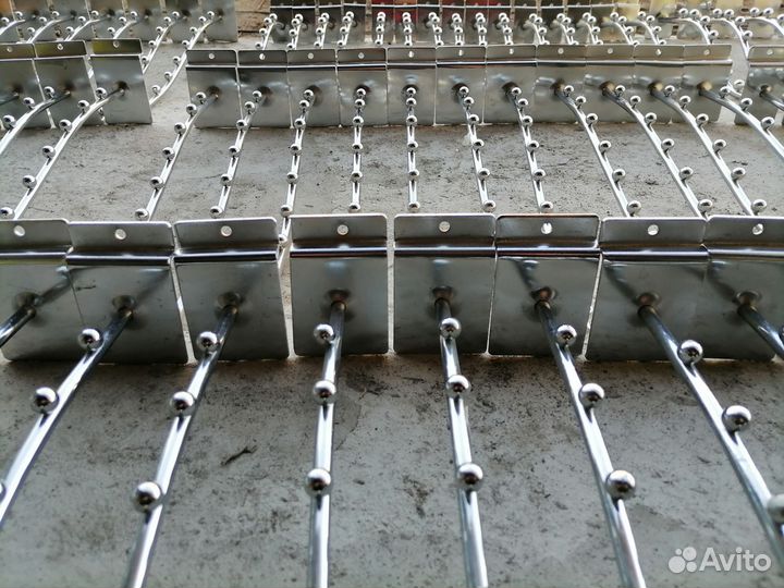 Крючки от эконом панелей для одежды