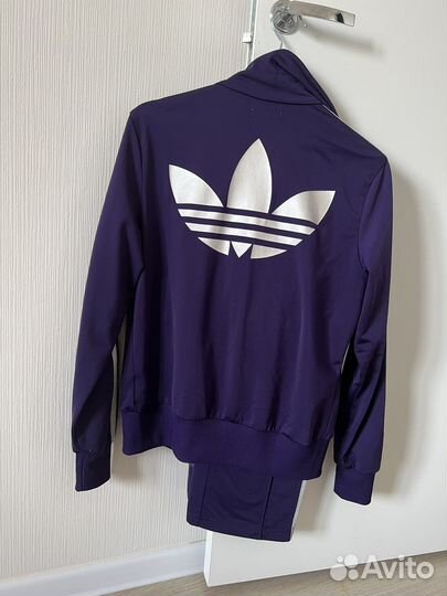 Спортивный костюм adidas фиолетовый, 40 р-р