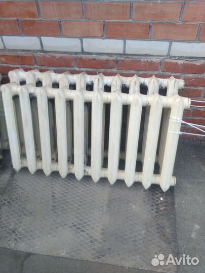 Батарея чугунная