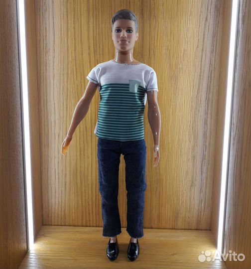 Кукла мальчик Kevin- модель