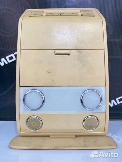 Плафон салона Volkswagen Touareg 7L AXQ/4 2006