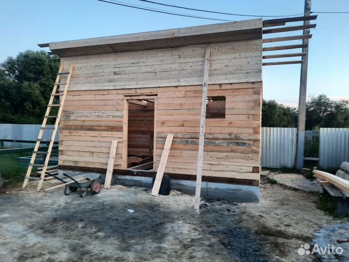 Бригада строителей