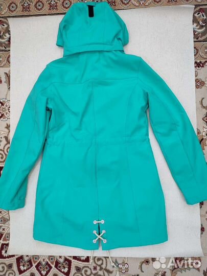 Ветровка для девочки